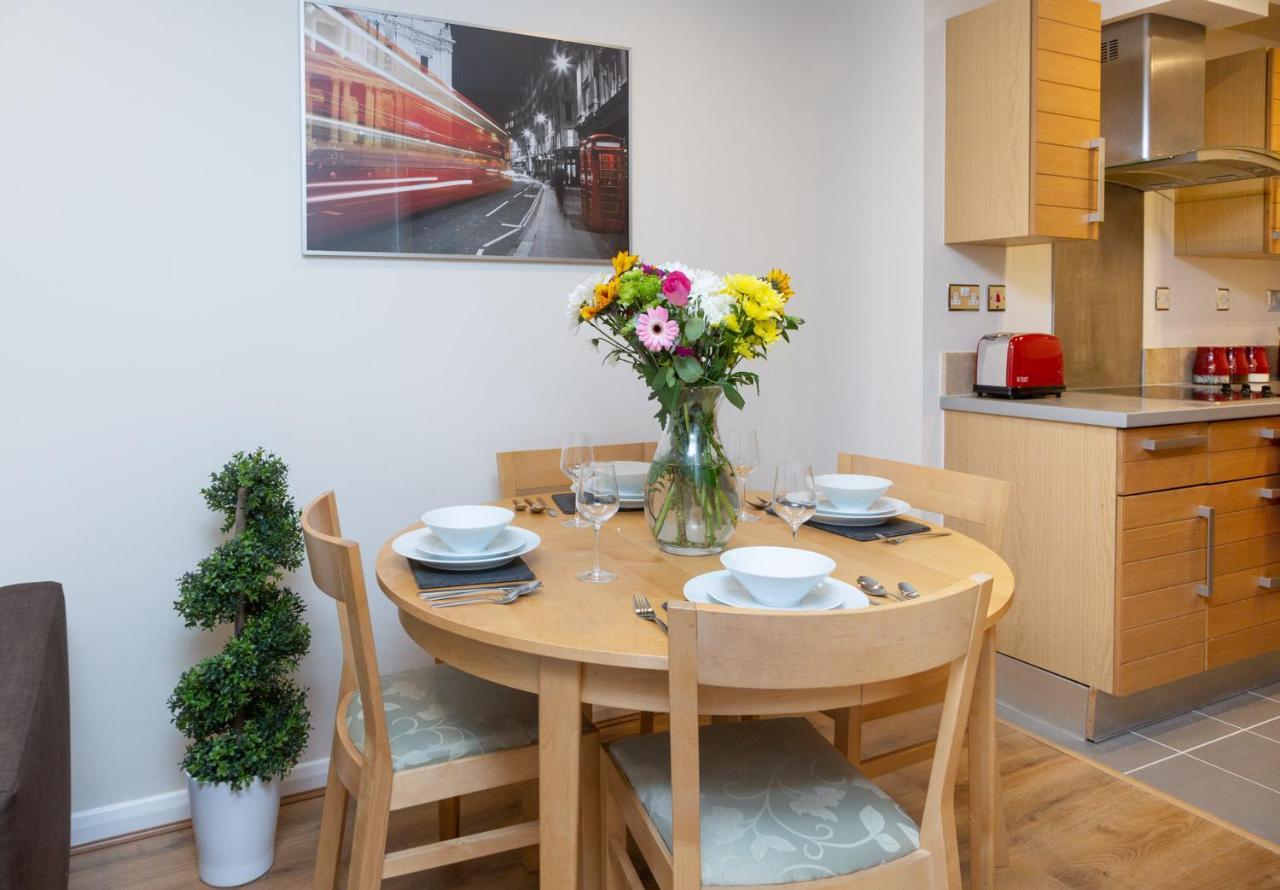 Royal Crossharbour Apartment London Exterior photo